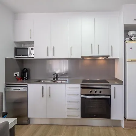Homeholidaysrentals Virgin Apartment Pineda de Mar